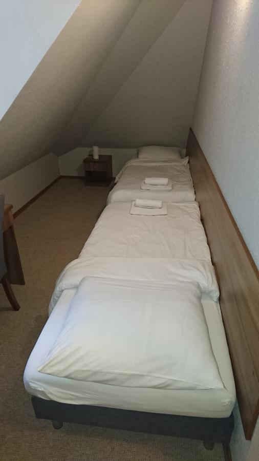 Gosciniec Lizawka Hotel Poznan Ngoại thất bức ảnh